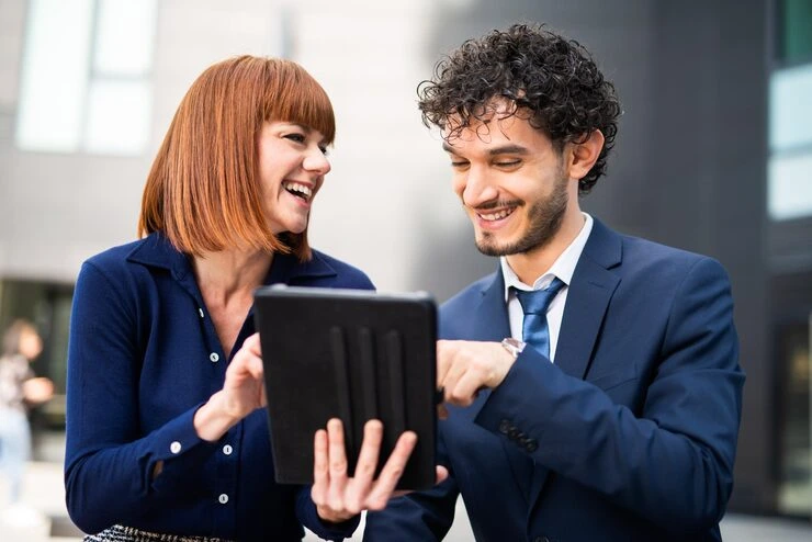 Clear Communication and Measurable Progress